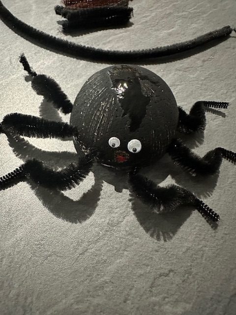 Atelier Halloween : Araignée .